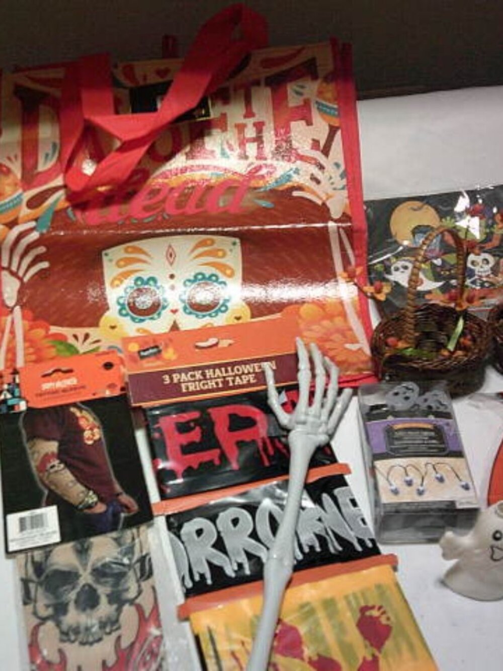 NEW LOT HALLOWEEN DECOR TOTE BAG TREAT BAGS NAPKINS CAUTION TAPE MINI SKULL LIGH